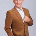 Simon Lee
