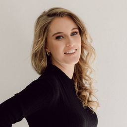 Jamie Lee van den Heever