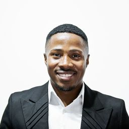 Xolisa Makubalo