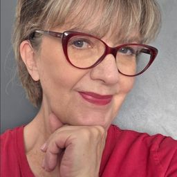 Roslyn Jones