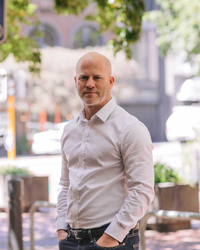 Nicholas Walker photo