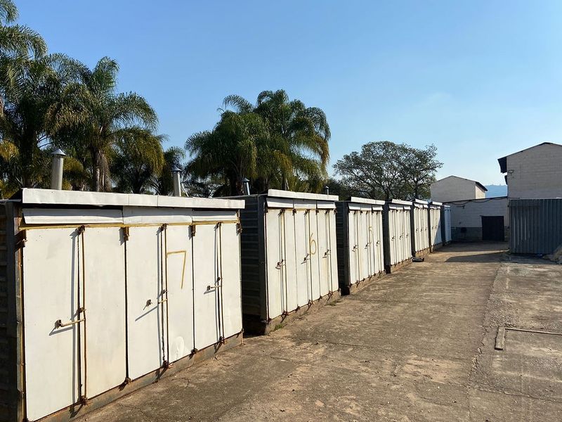 Established large scale Farm - Photo 9