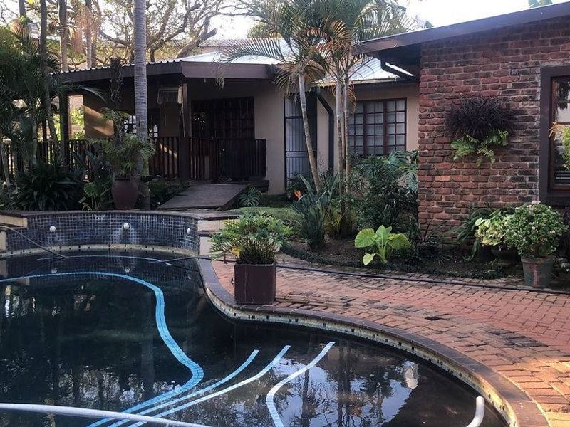 Established large scale Farm - Photo 7