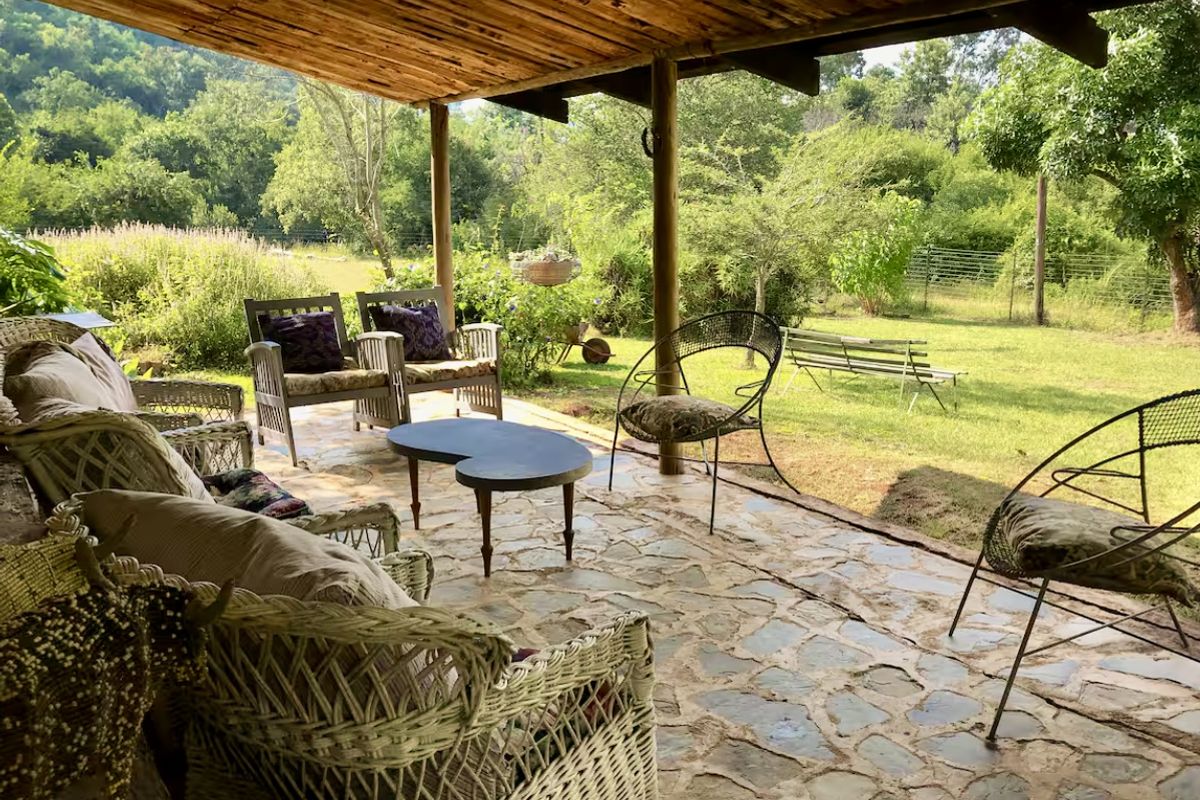 Khaya Mandevu – Quirky Historic Farmhouse Retreat in Schoemanskloof - Photo 2