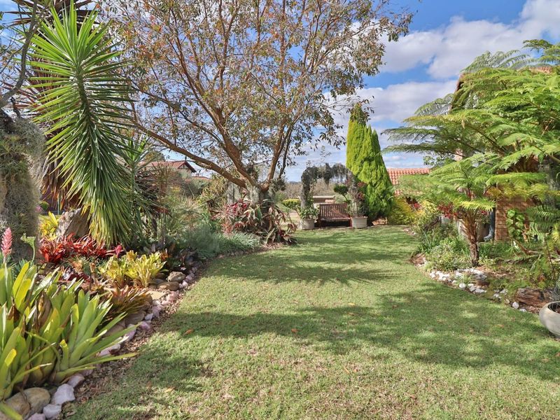 Exceptional Value Home in Bateleur Lifestyle Estate – Lowveld Living at Its Best - Photo 4