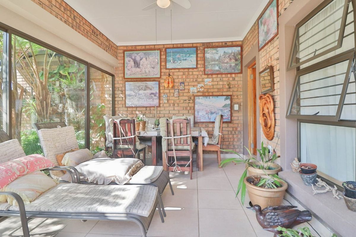 Exceptional Value Home in Bateleur Lifestyle Estate – Lowveld Living at Its Best - Photo 2