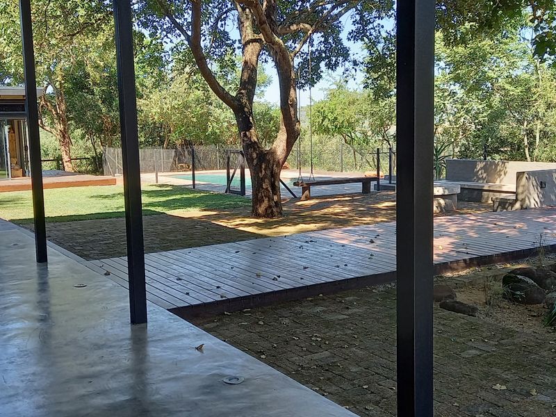 Exclusive 85ha Conservancy Retreat with Modern Elegance in the Lowveld - Photo 2