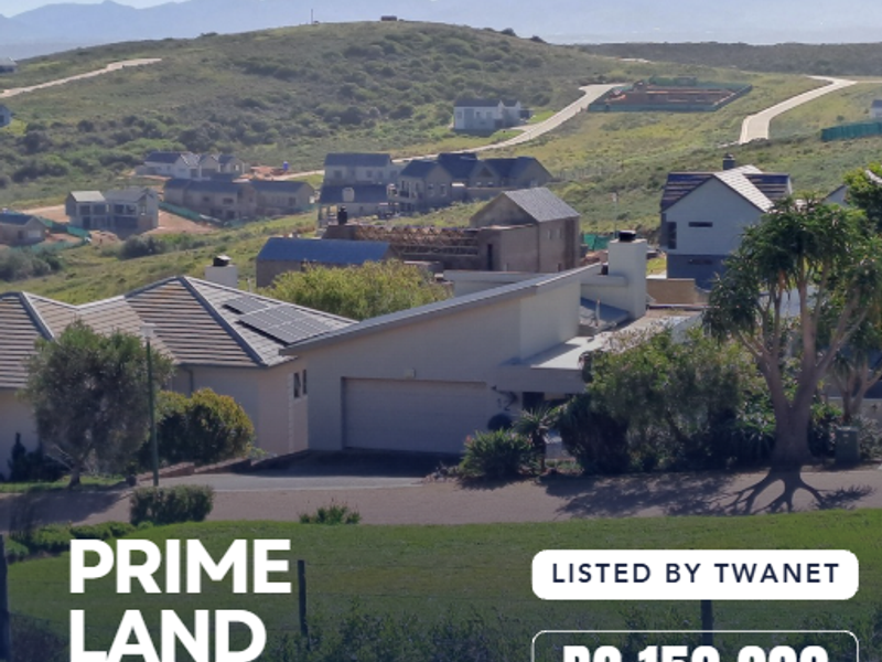 Elevated view of a residential estate in Monte Christo, Western Cape, showcasing the surrounding landscape and neighborhood development.