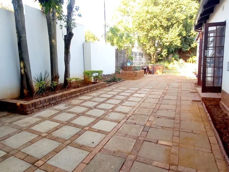 House For Sale In Pretoria - Photo 2