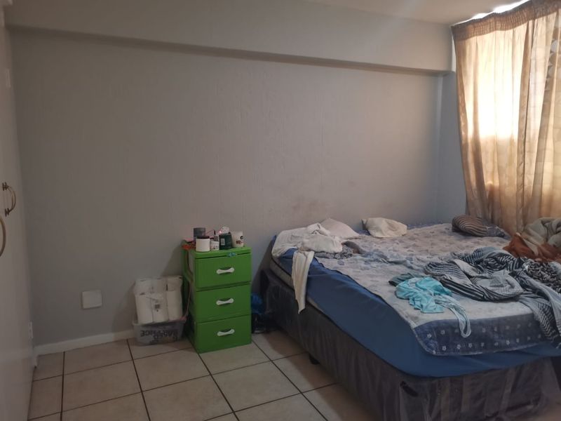 Calling all investor's, or 1st time home buyers! - Photo 10