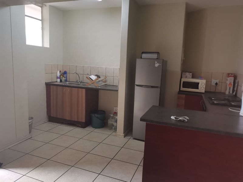 Apartment For Sale In Pretoria - Photo 10