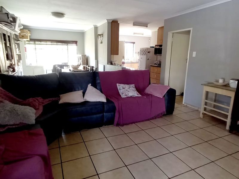 House For Sale In Pretoria - Photo 8