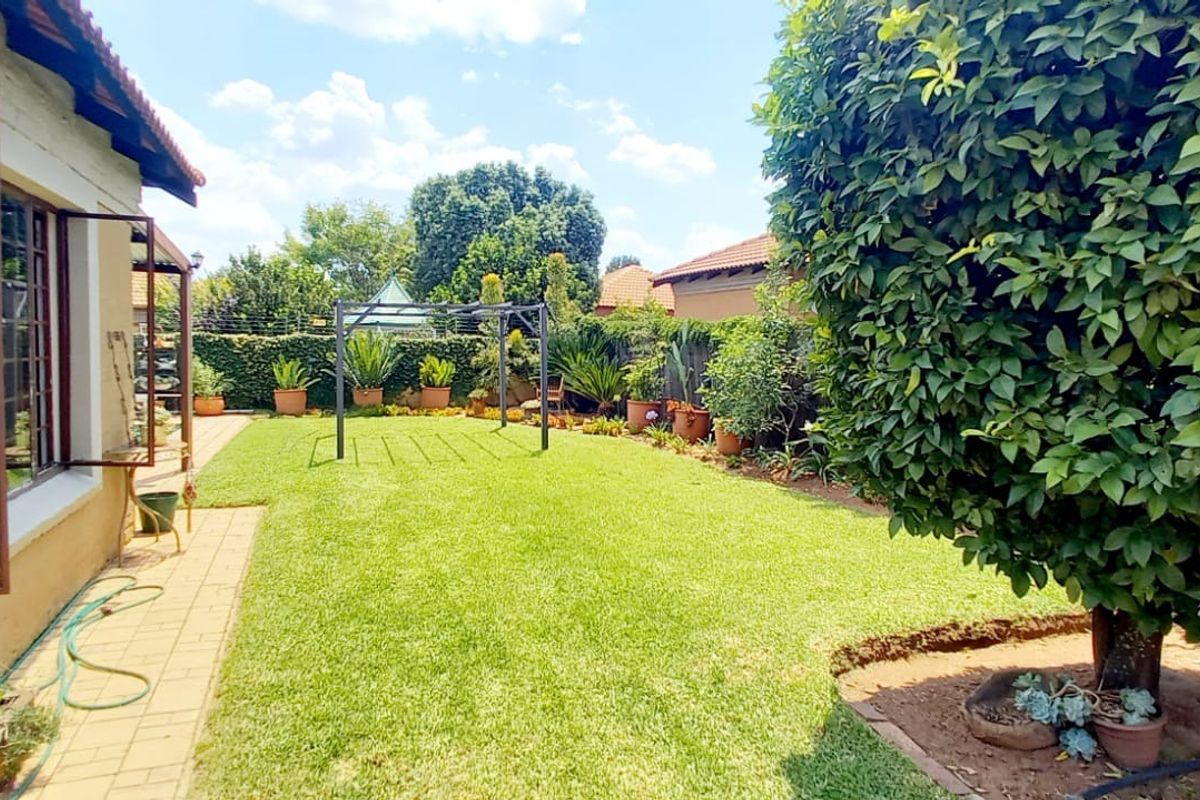 House For Sale In Pretoria - Photo 2