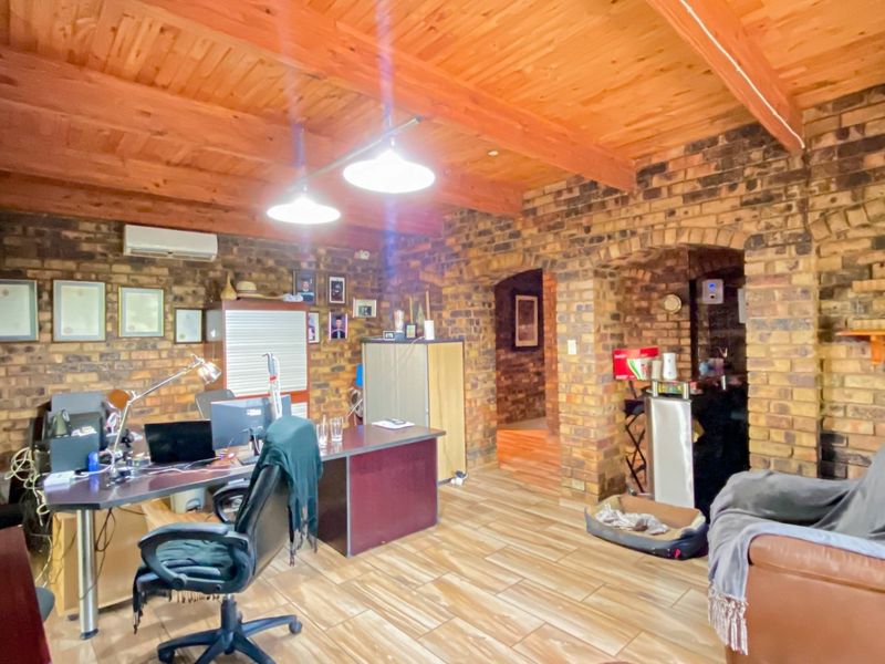 Latest Florauna house for sale. - Photo 10