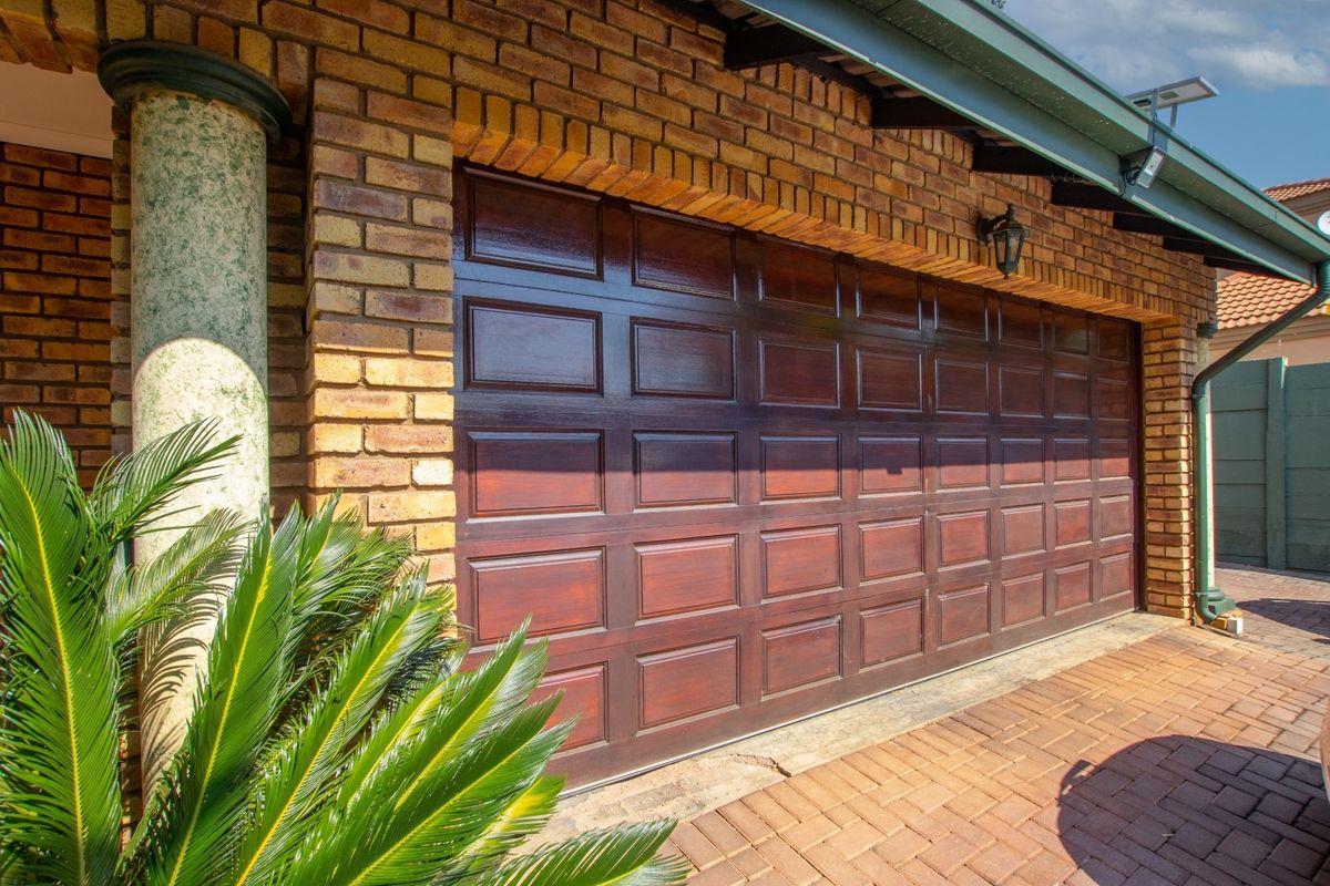 House for Sale in Ninapark - Photo 3