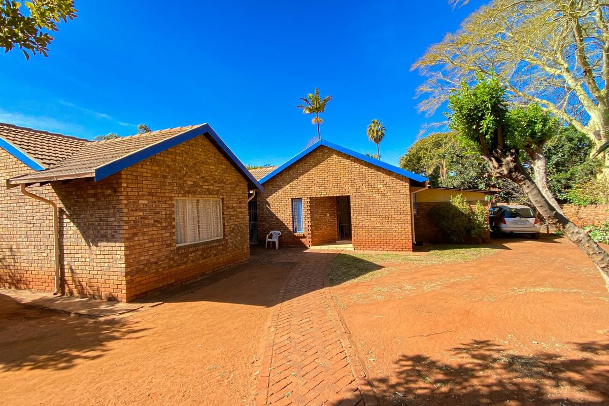 House For Sale In Pretoria - Photo 2