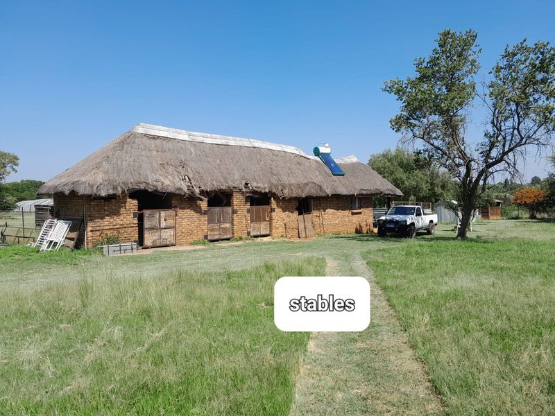 Smallholding For Sale In Pretoria - Photo 6