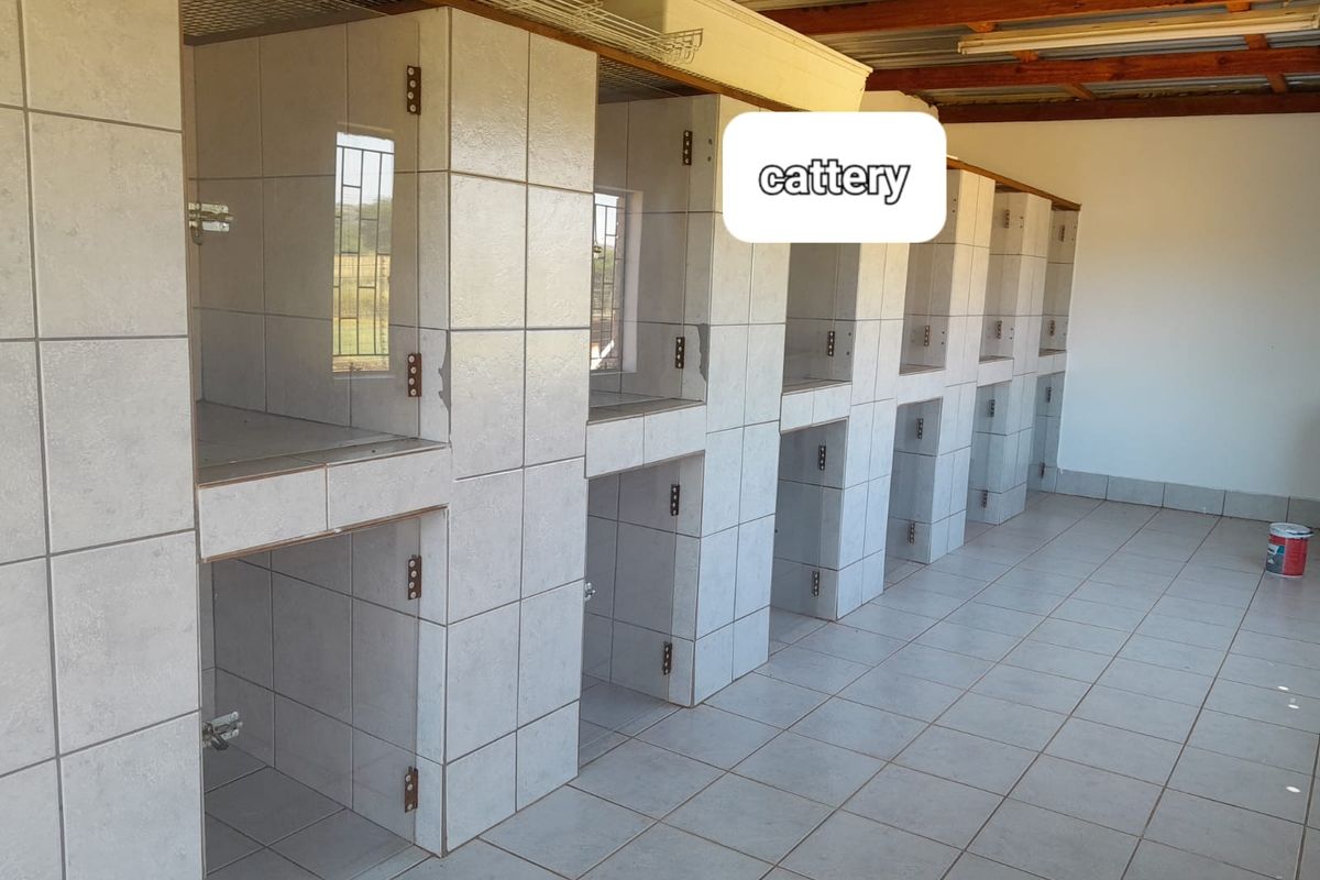 Smallholding For Sale In Pretoria - Photo 5