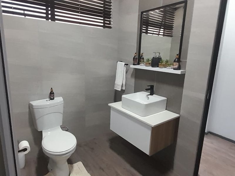 MODERN AND NEW UPMARKET DEVELOPMENT IN MENLO PARK - Photo 10