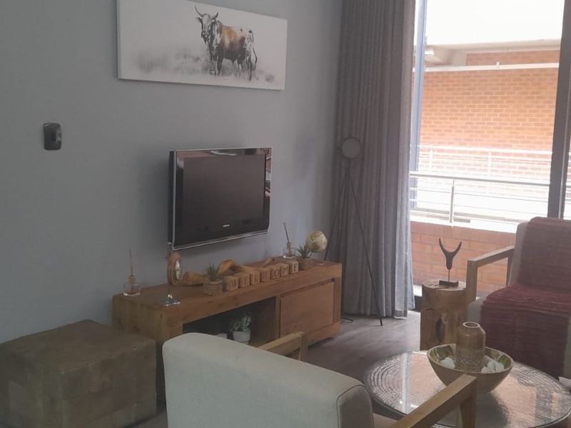 MODERN AND NEW UPMARKET DEVELOPMENT IN MENLO PARK - Photo 2