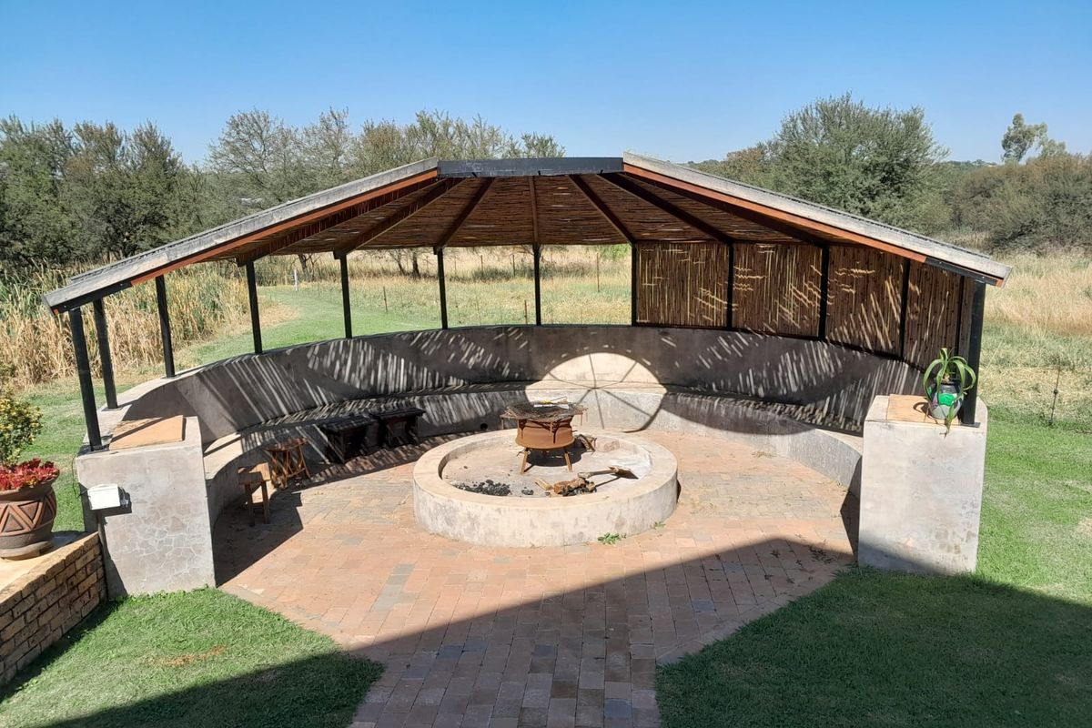 Smallholding For Sale In Pretoria - Photo 5