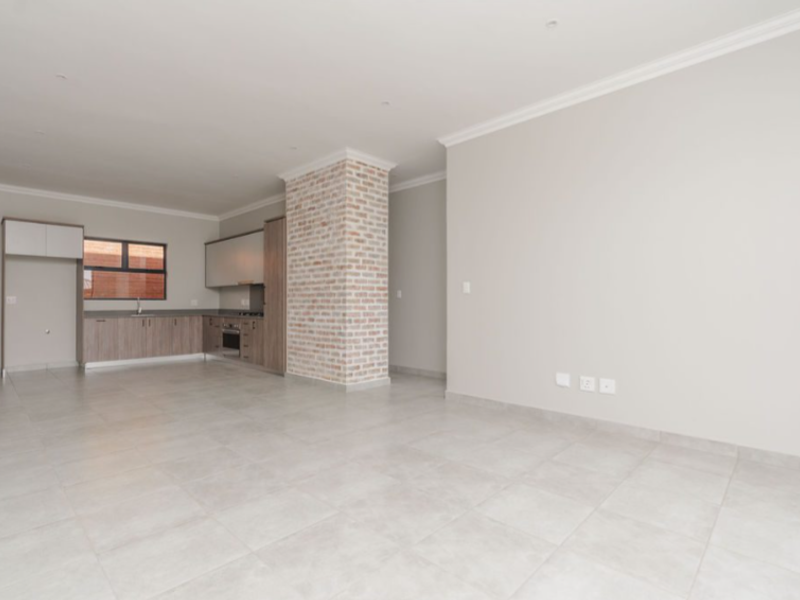 BUSHWILLOW. BRAND NEW MODERN FAMILY SIMPLEX IN SIX FOUNTAINS. - Photo 5