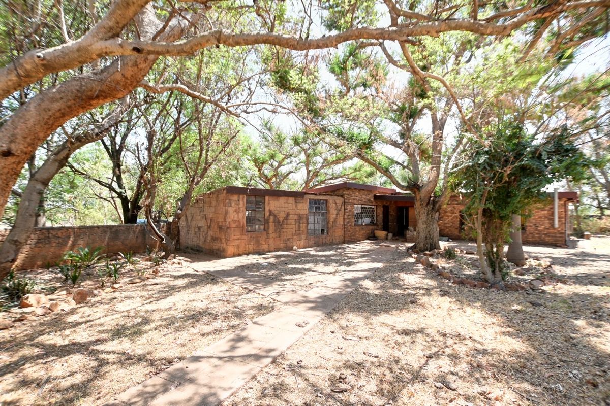 Smallholding For Sale In Cullinan - Photo 4
