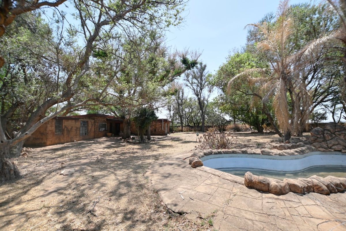 Smallholding For Sale In Cullinan - Photo 5