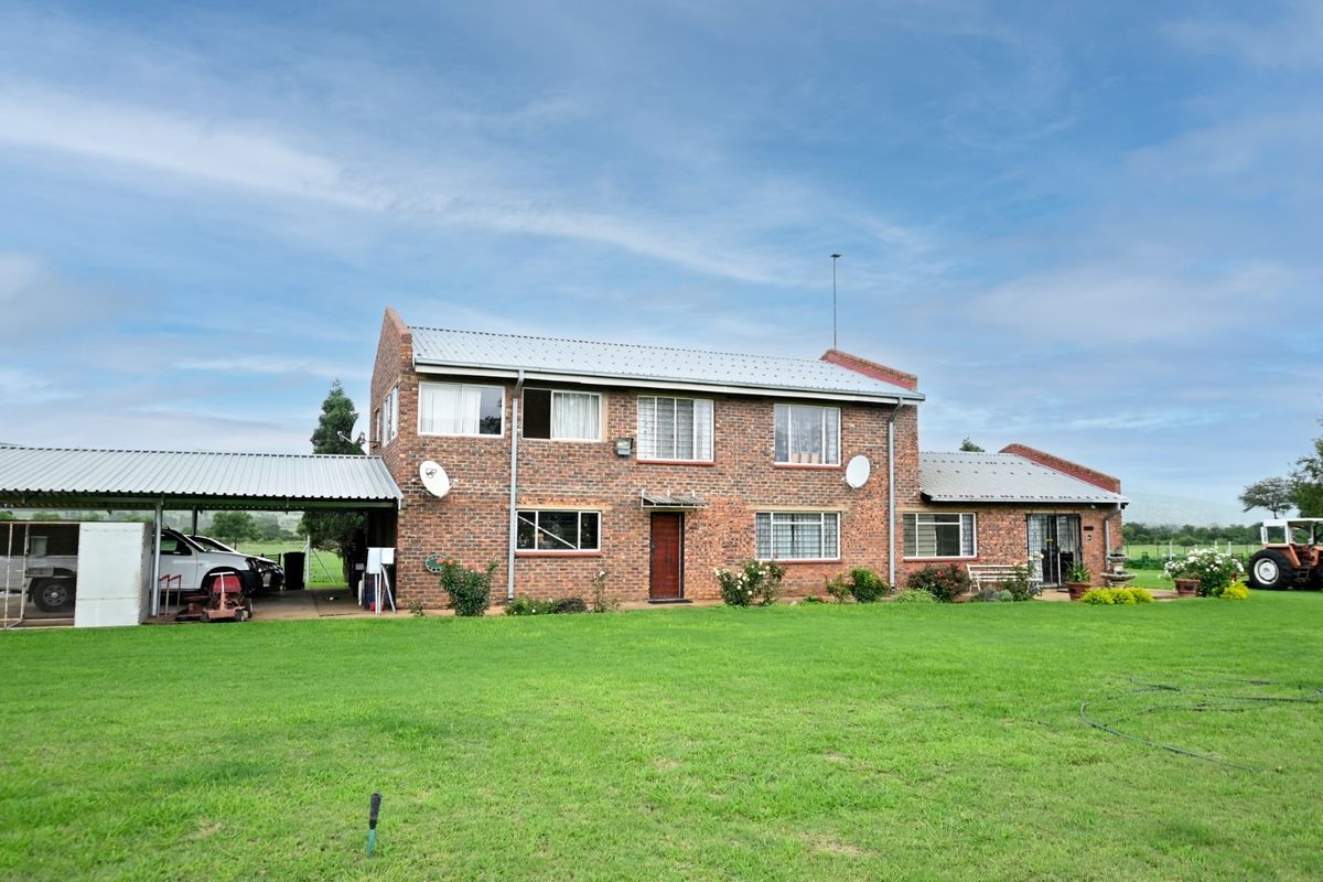 Farm For Sale In Pretoria - Photo 4