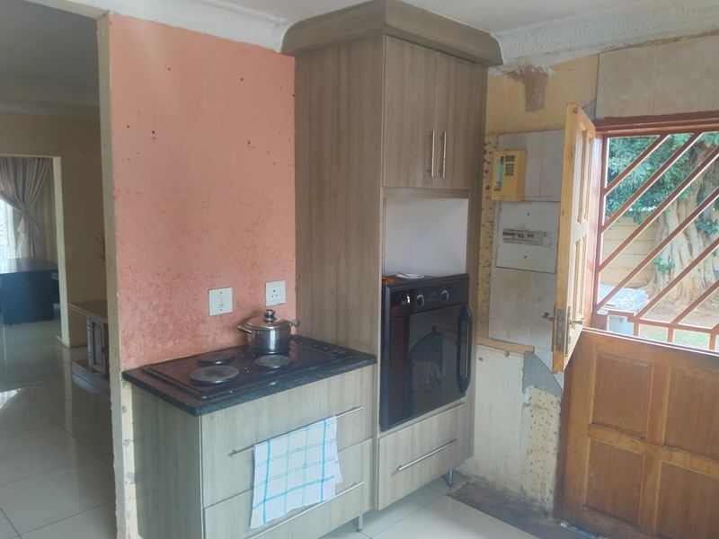 House For Sale In Ga-rankuwa - Photo 2