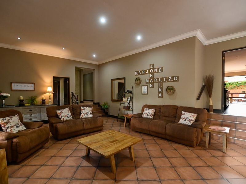 Discover the Ultimate in Comfort, Luxury, and Style – Your Dream Family Home Awaits in Sable Hills - Photo 6