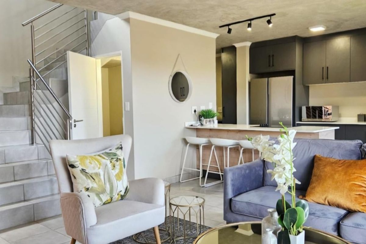 Duplex For Sale In Pretoria - Photo 2