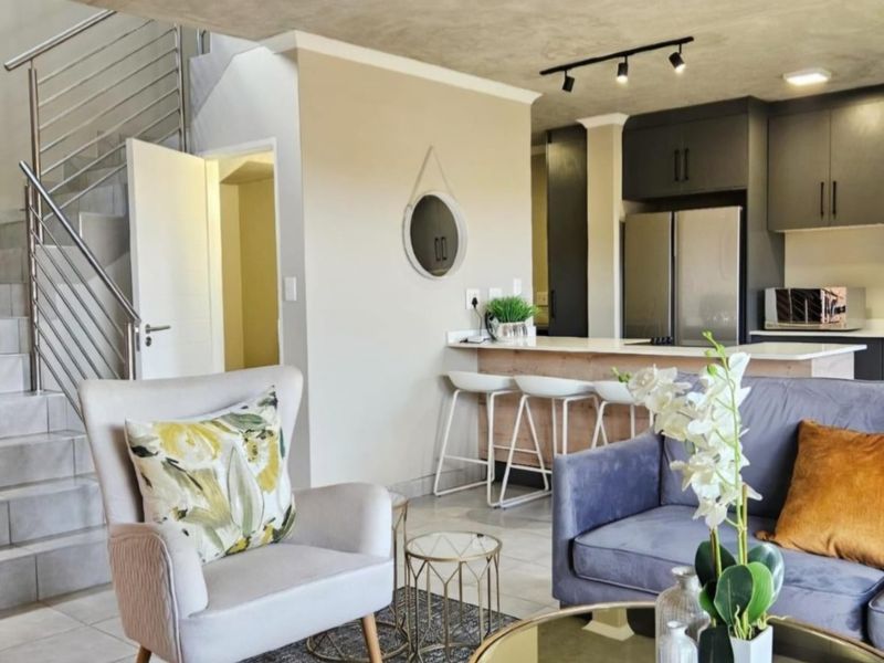 Duplex For Sale In Pretoria - Photo 2