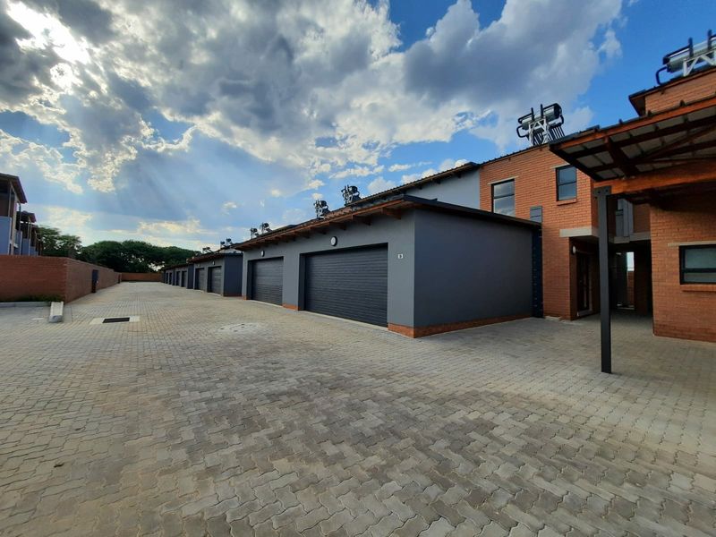 Duplex For Sale In Pretoria - Photo 1