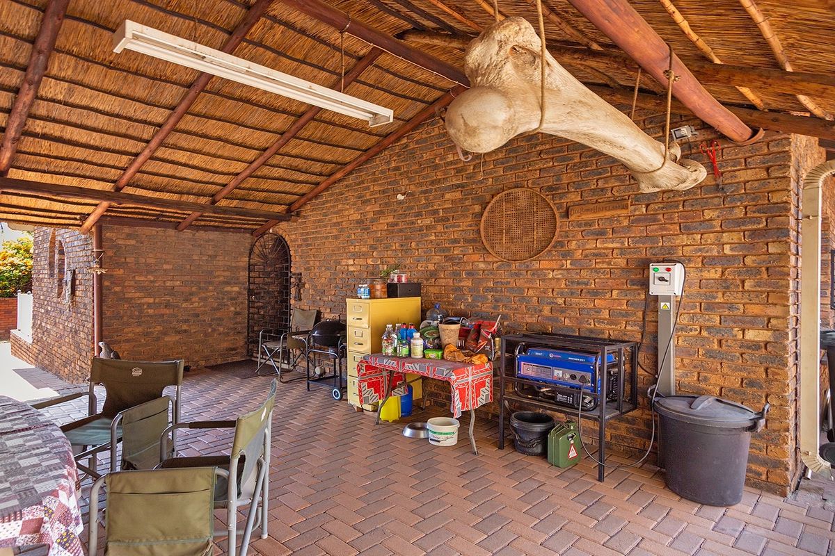 House For Sale In Akasia - Photo 2