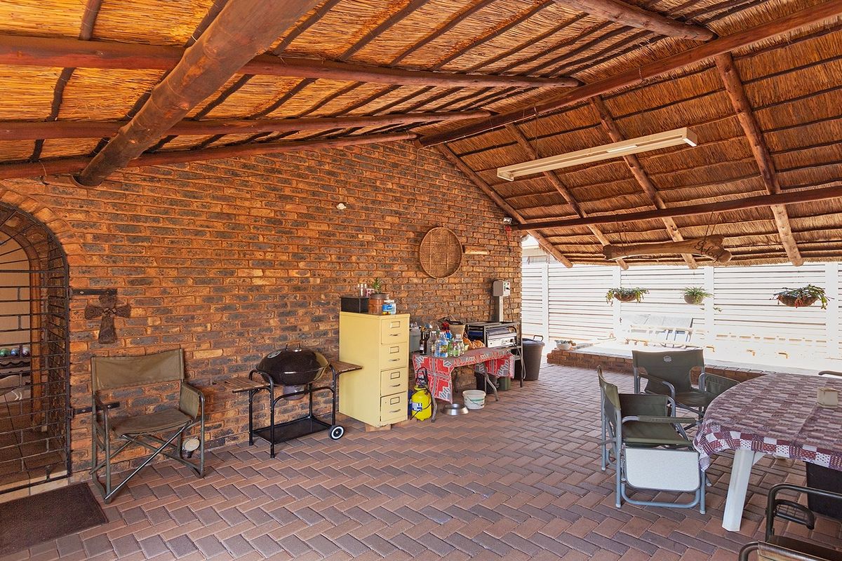 House For Sale In Akasia - Photo 3