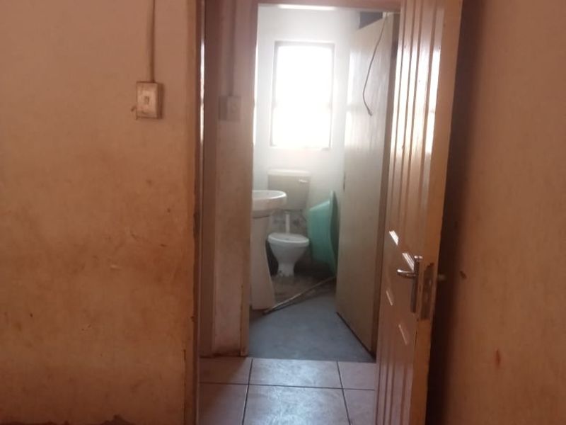 House For Sale In Evaton - Photo 9