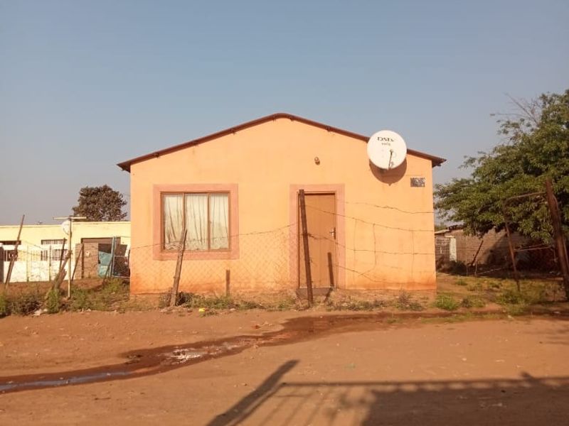 House For Sale In Evaton - Photo 2