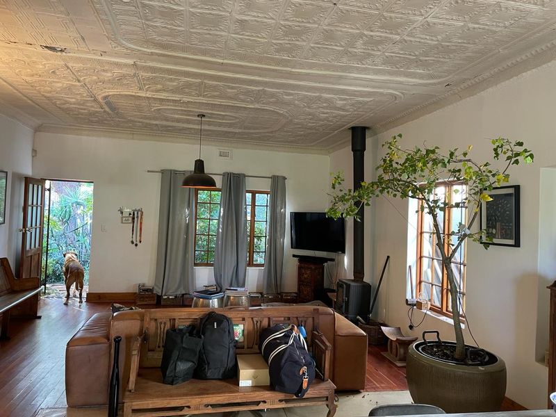 Meldene Greenhouse with cottage - Photo 4