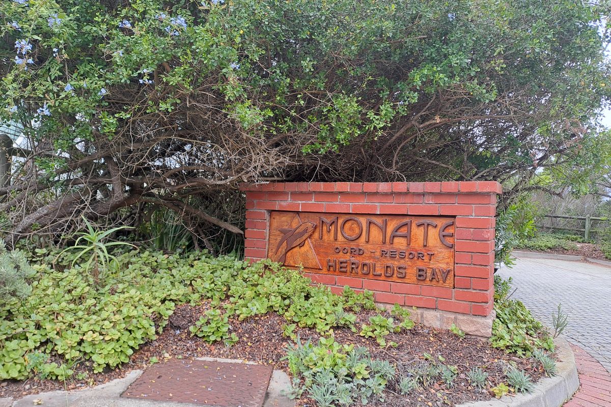 Prime Coastal Stand in Monate Eco Estate, Herolds Bay - Photo 2