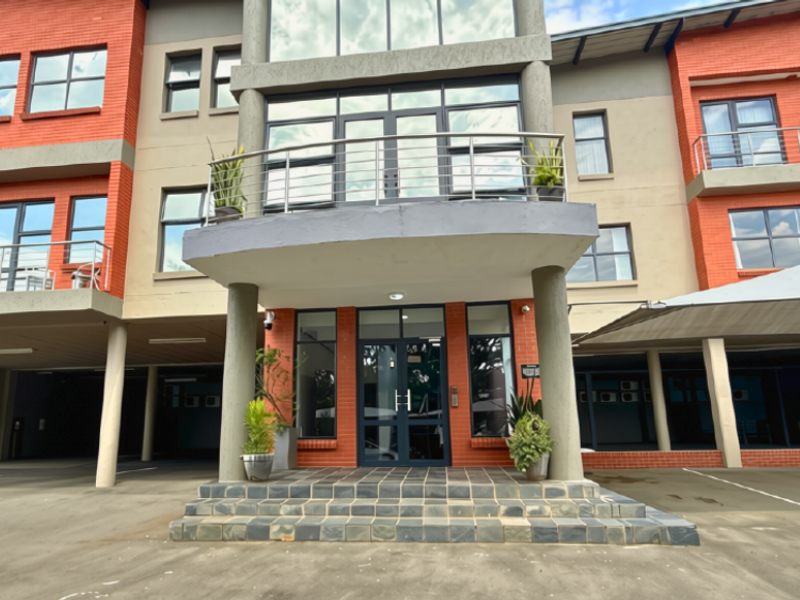 A Strategic Commercial Holding Within Victoria Country Club Business Park!!! - Photo 3