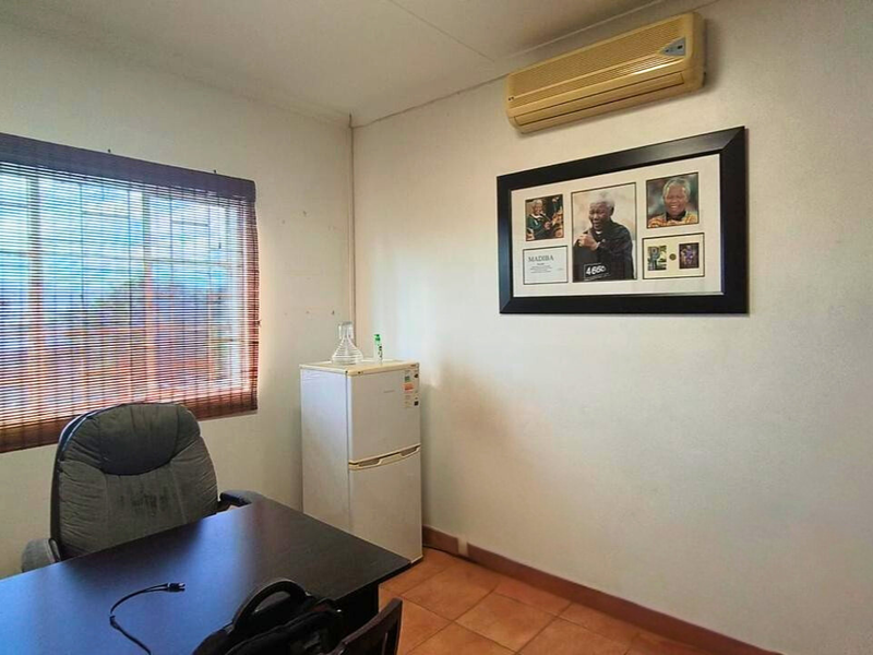 Prime Commercial Property – Ready for Immediate Occupation!!! - Photo 5