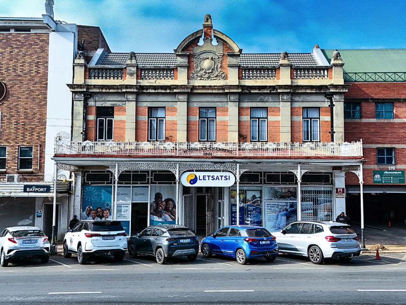 Distinguished Commercial Property For Sale with Prime Exposure & Secure Parking!!! - Photo 7