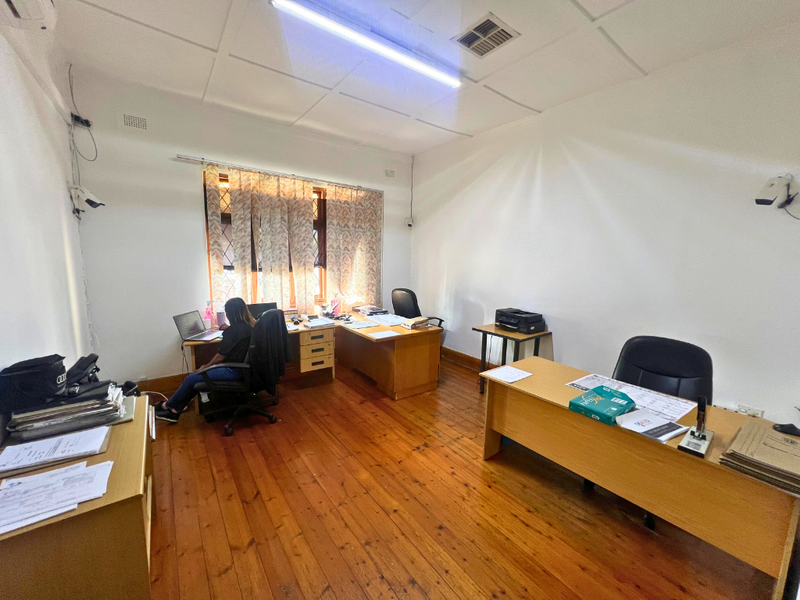 Prime Investment Opportunity in Scottsville, perfectly positioned for student accommodation!!! - Photo 10