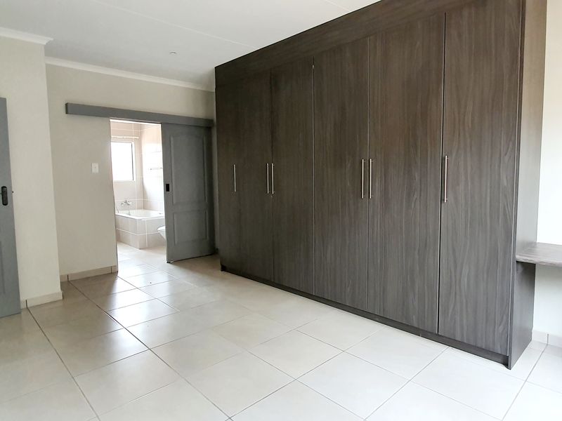 Stylish 3 bedrooms to rent in Louis Trichardt - Photo 7