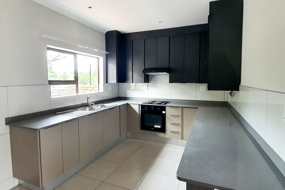 Stylish 3 bedrooms to rent in Louis Trichardt - Photo 3