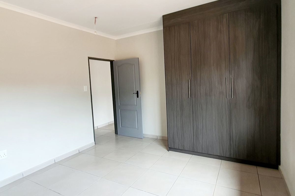Stylish 3 bedrooms to rent in Louis Trichardt - Photo 4