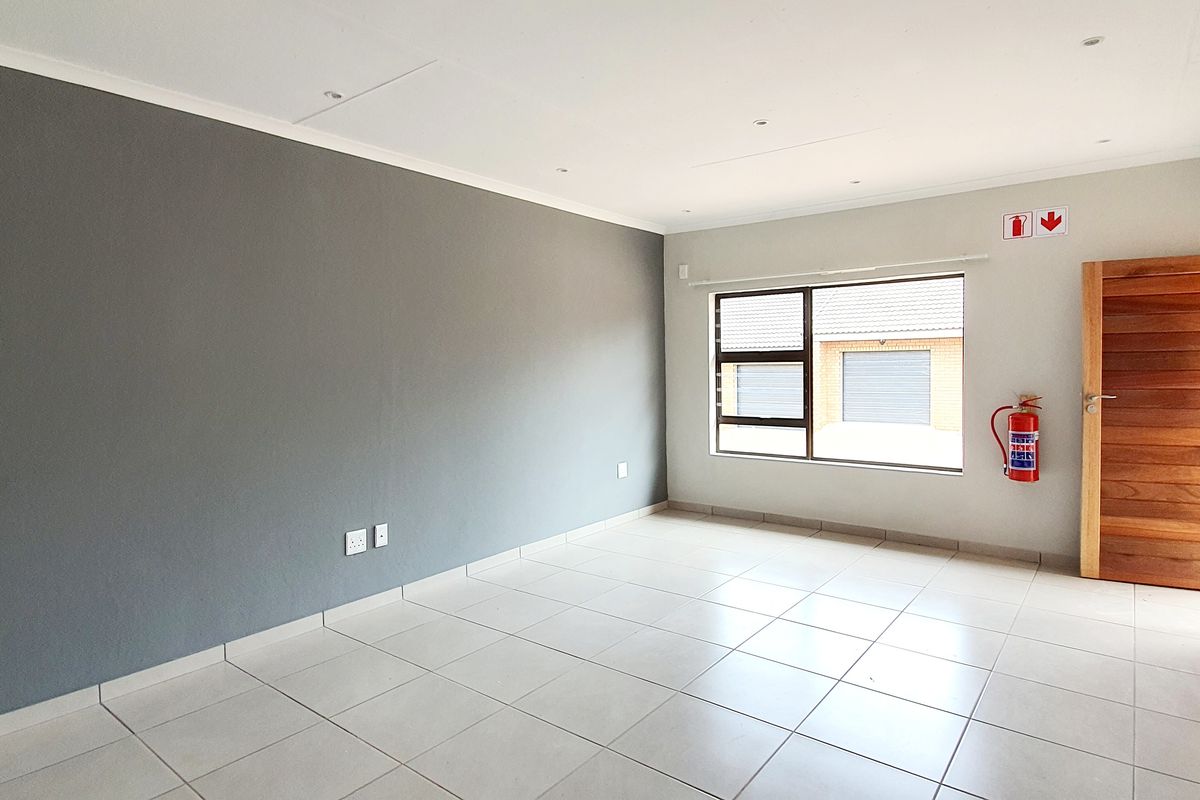 Stylish 3 bedrooms to rent in Louis Trichardt - Photo 2