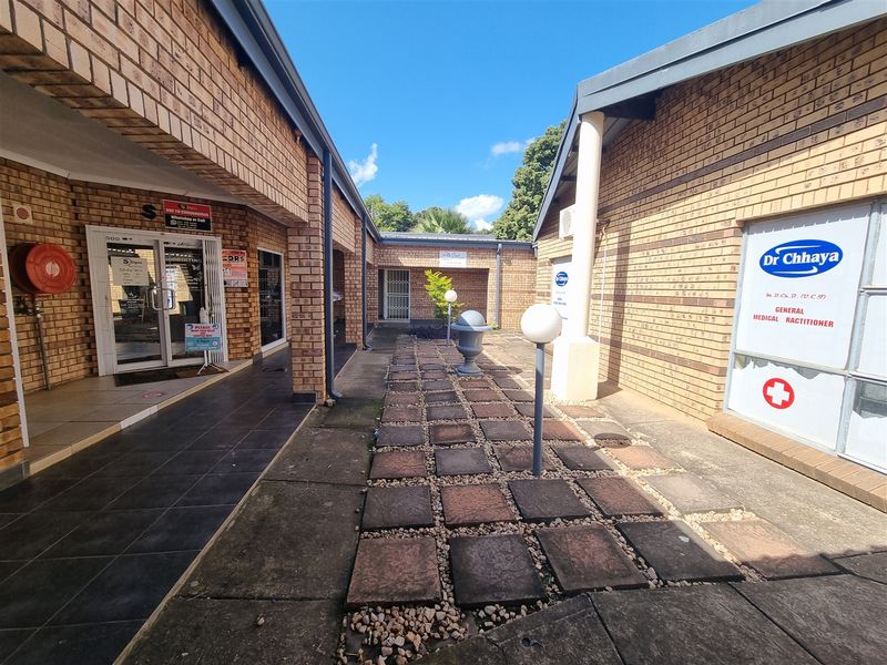 Complex for Sale in Louis Trichardt with 6 Office spaces ! - Photo 6