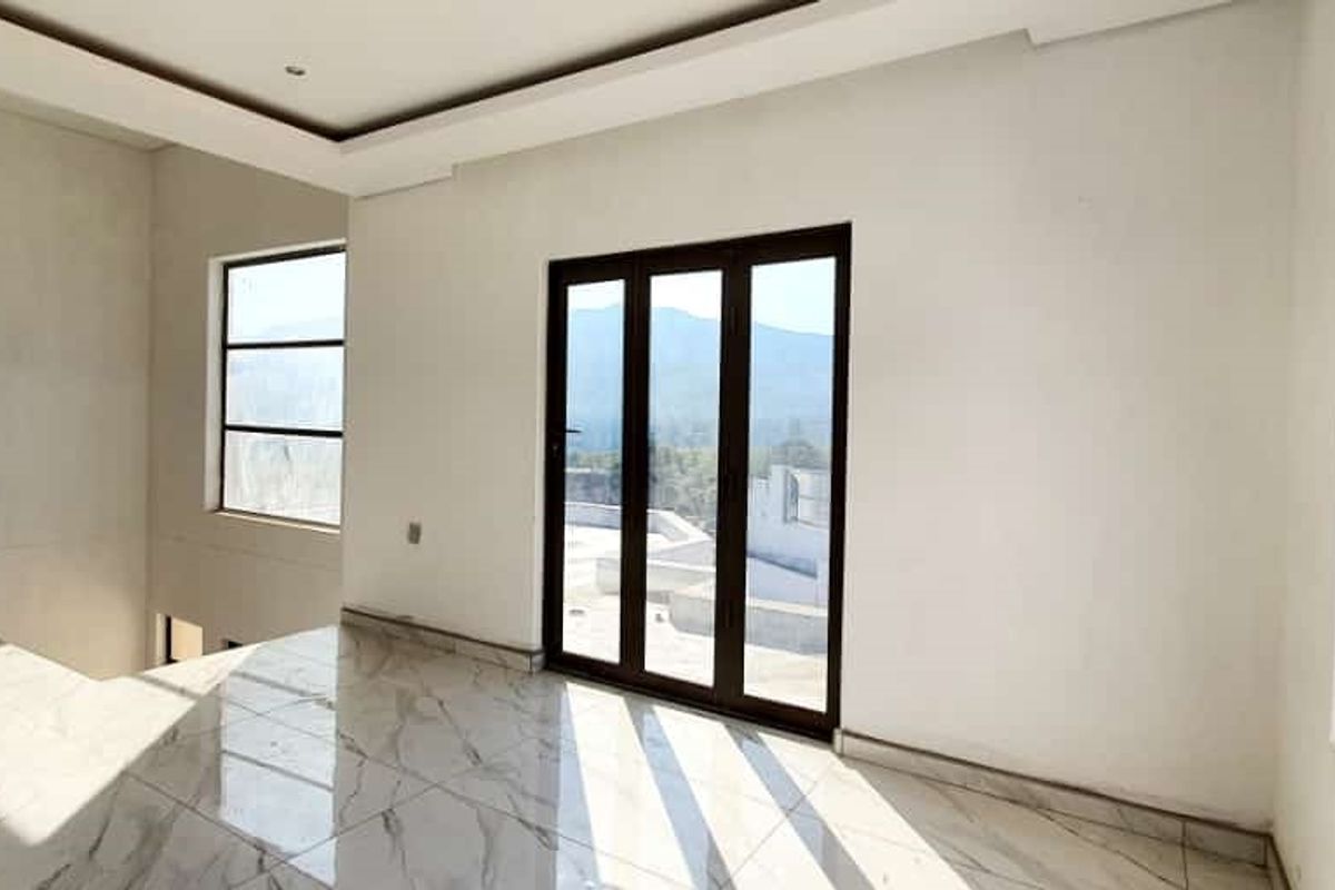 Beautiful Family Home for sale in New Town, Louis Trichardt - Photo 3